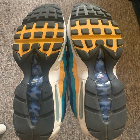 Air max 95 “windbreaker” - Picture 4 of 4